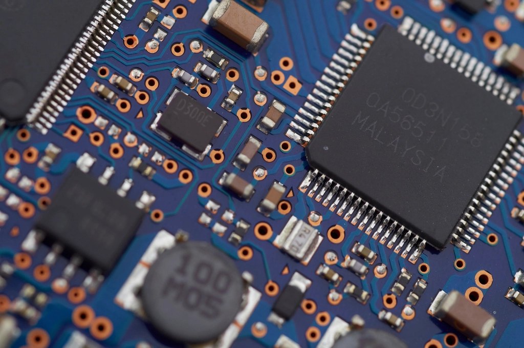 Circuit board, macro